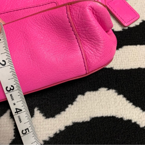 Fossil Crossbody Bag Neon Pink Leather Turn Lock - Picture 14 of 14